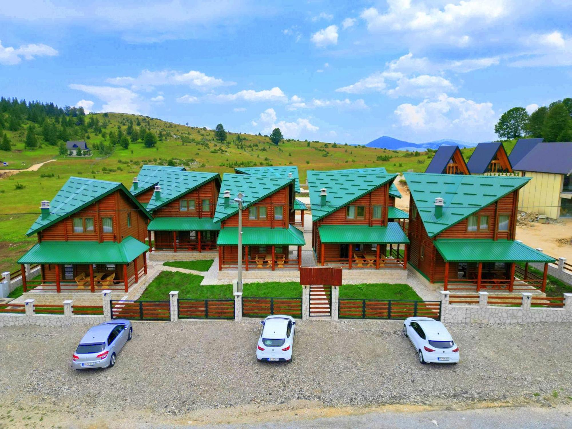 Zagrad Homes In Zabljak Екстериор снимка