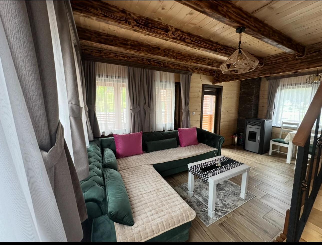 Zagrad Homes In Zabljak Екстериор снимка
