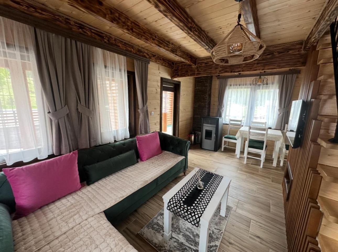 Zagrad Homes In Zabljak Екстериор снимка