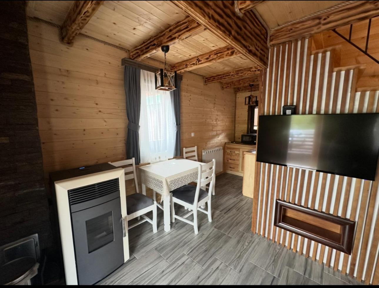 Zagrad Homes In Zabljak Екстериор снимка